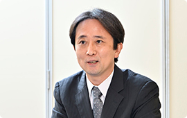 伊藤さん(トータルライフケア池尻大橋 介護支援専門員)